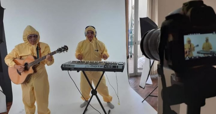 La interesante contradicción de Mitad del Viaje en su nueva canción: “Retrocediendo  Avanzando”