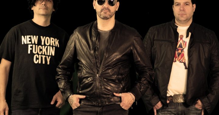 El grupo de rock latinoamericano lanza el video de ‘Extraño’