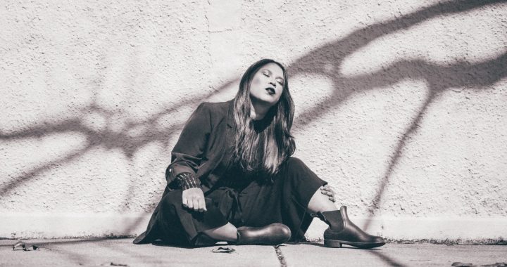 La artista colombiana Catalina Castellanos presenta su EP debut ‘Camino’