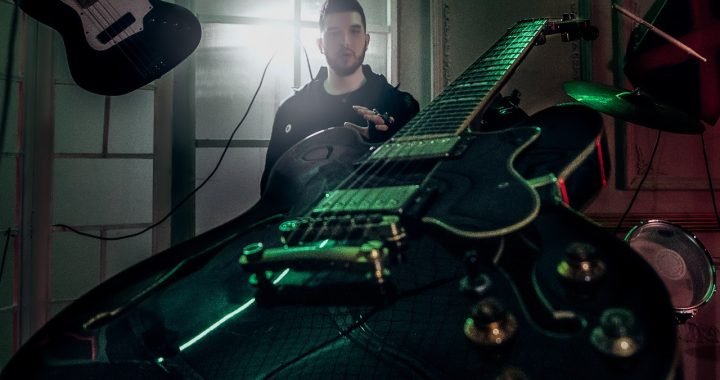 El artista colombiano Leon Clef lanza ‘Abracadabra’, un EP introspectivo y liberador
