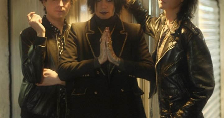 El new wave mexicano, Prismatic Shapes regresan con “Acto de Fé”