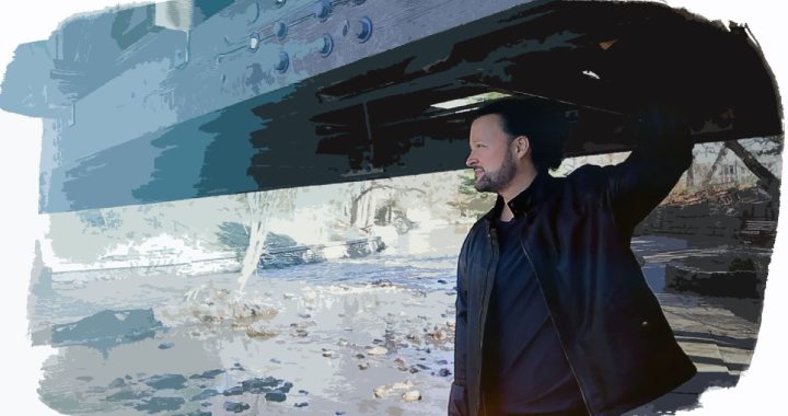 Conoce a Sarantos y escucha su nuevo single «Somethin’ to Believe in»