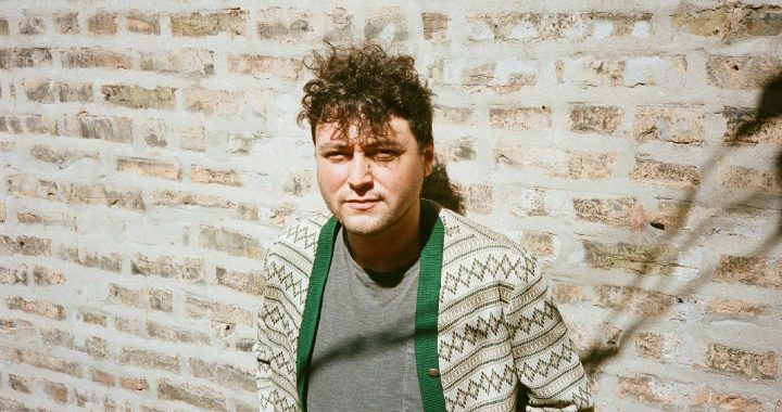Rudy de Anda nos invita a su jardín secreto en “Closet Botanist”
