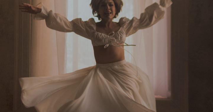 Los mexicanos, Japónica trae un “Un solo vientre”