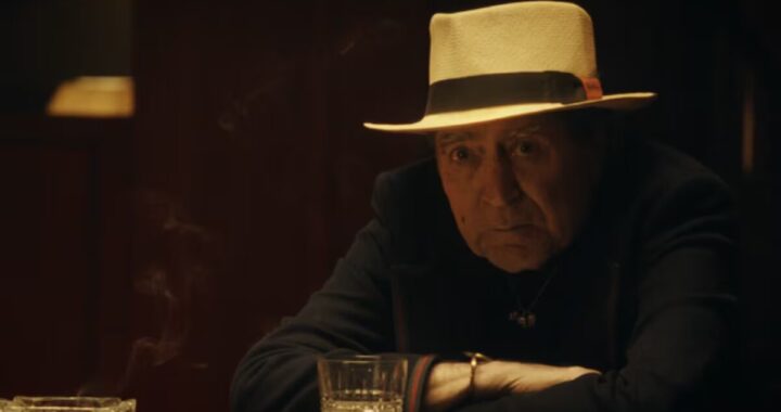 Joaquín Sabina se despide con «Un último vals», un adiós entre copas, bohemia y amigos