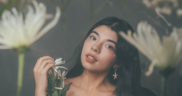 Pop con sangre latina: Alunna debuta con «Kill The Time»