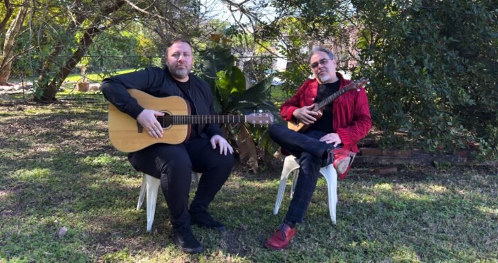 [Estreno] Falquez y Pavel Urkiza estrenan ‘Río Arriba’, una canción de resiliencia y transformación