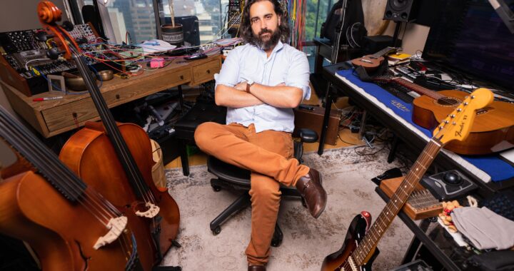 Felipe Téllez presenta la banda sonora de ‘Estimados Señores’, un diálogo entre memoria, sonido e identidad