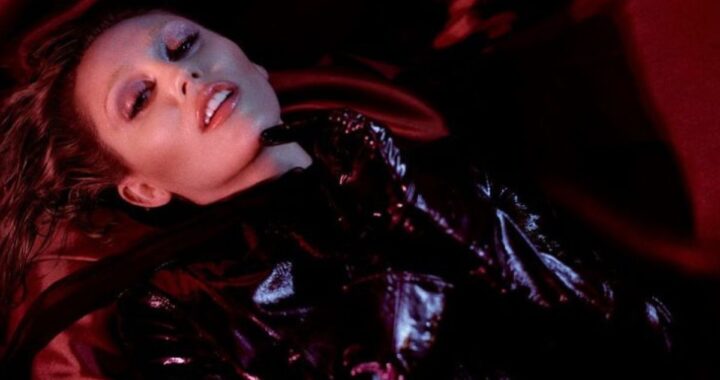 miley cyrus presenta su esperado álbum ‘something beautiful’