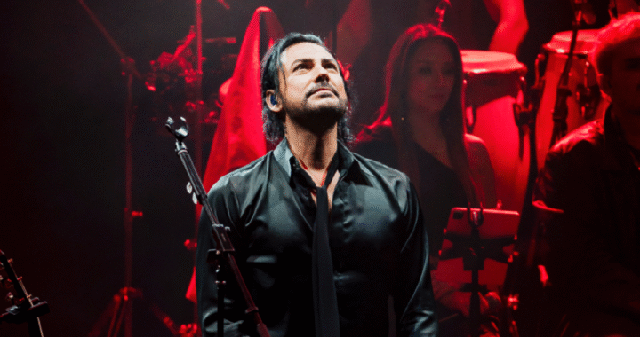 El regreso acústico de Beto Cuevas a Lima y Arequipa