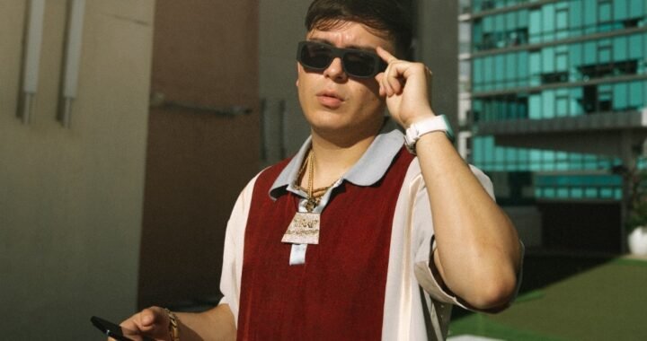 [Nueva música] YSY A lanza su octavo álbum de estudio: ‘Saturación pop’