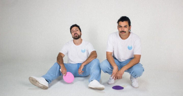 Akinorite debuta con PingPong, un LP de pop electrónico minimalista y nostálgico