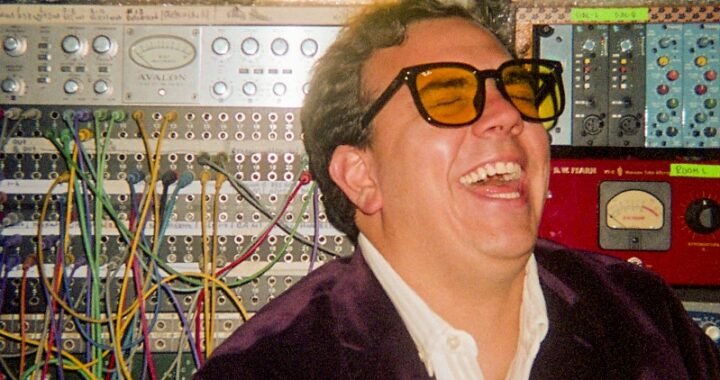 Moncho Berry presenta ‘Cosas Imposibles’, su esperado disco en donde muestra una etapa madura y sincera