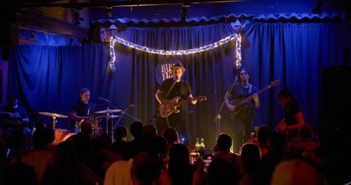 [Estreno] Ariel Tobo lanza ‘Jet Lag’, un viaje orgánico, pero con alma moderna