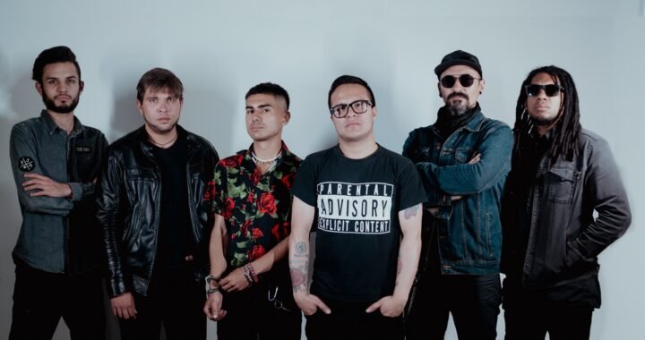 [Colombia] Distópxica presenta ‘Arde’, una canción de protesta y revolución con inteligencia