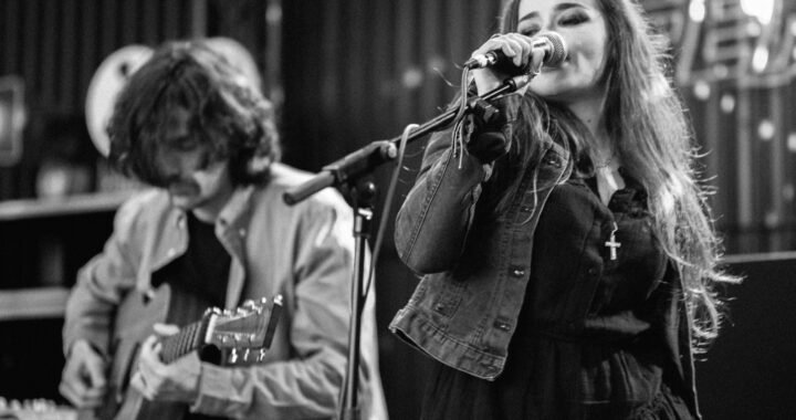 Los artistas colombianos Grace de Gier y Edgar Grimaldos se unen para presentar ‘Done’