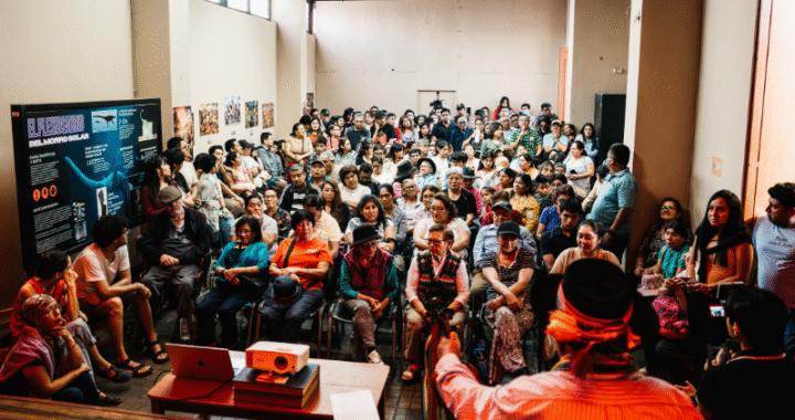 El violín andino tomó Chorrillos: cientos conectaron con una raíz que sigue viva