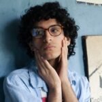 Con un pegadizo sonido pop, Fabricio Robles cuestiona el poder y la manipulación en el single «Lluvia»
