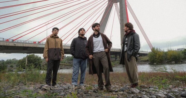 Asia Menor encuentra un lenguaje propio para el desconcierto en ‘Vaho’, su segundo disco