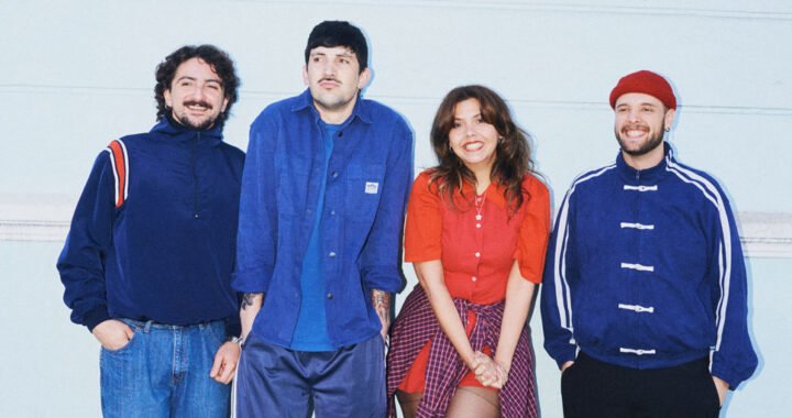 Pop rock, distorsión y amistad made in Chile: Así me dicen adelanta su segundo disco con «Amiga nueva»
