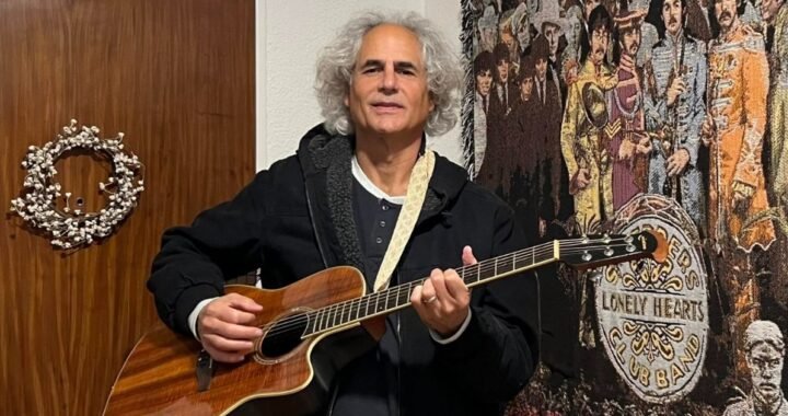 De Ucrania a la conciencia global: Rob Freeman y Julio García en “This Beautiful World”