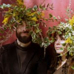 Desde Chile: Camila Bañados se atreve a bajar las revoluciones junto a Javier Barría en «Ni el bosque será»