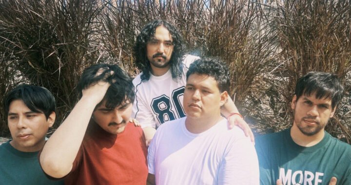 Parker Willis y las preguntas que deja «Bloom»